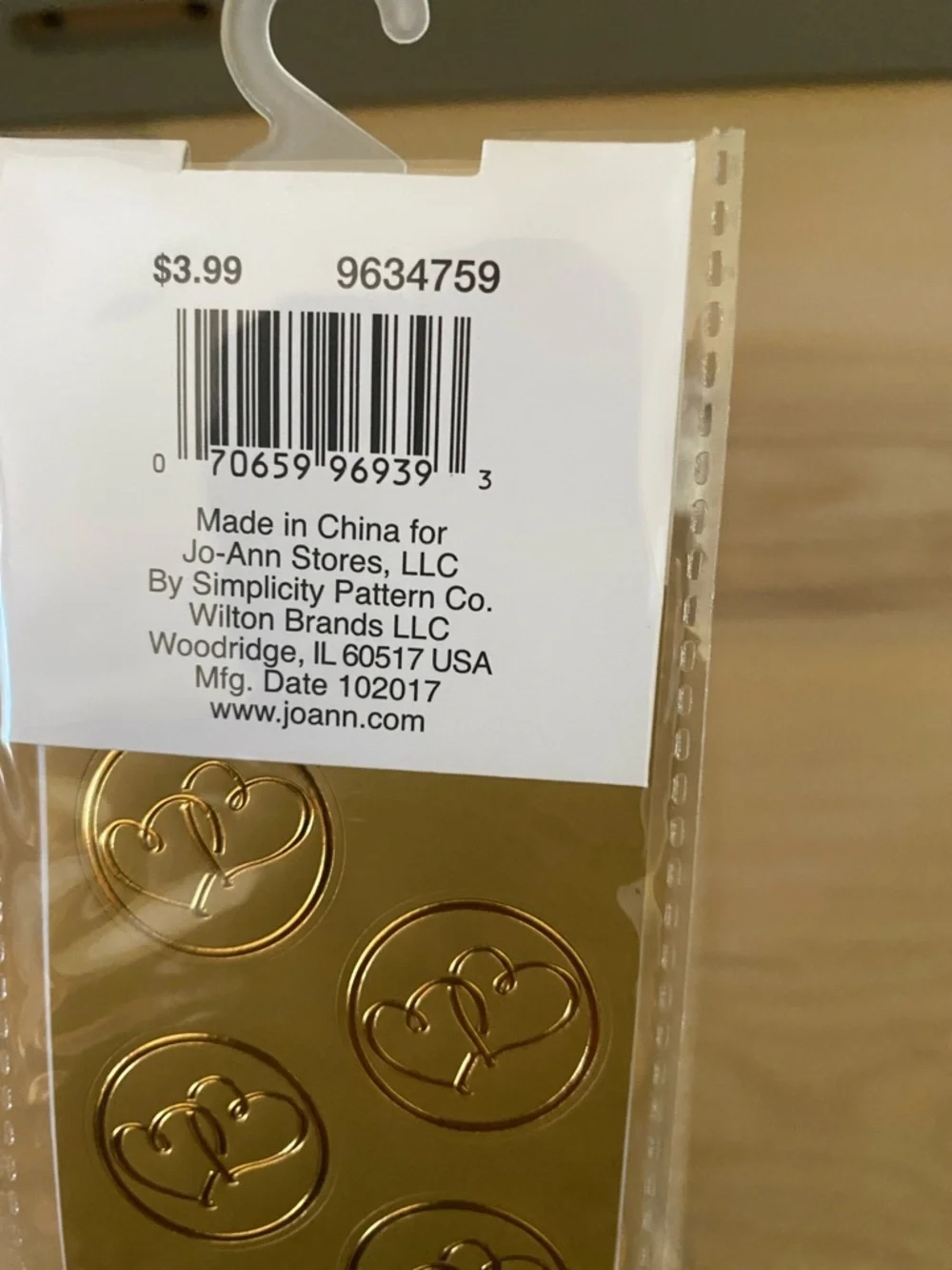 💍 Gold 'Save The Date' Seals - 4 Packs/200 seals.